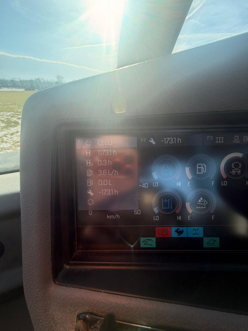 2851b2ba-09ce-472e-8c17-f091b1b84c08-WhatsApp Image 2026-02-18 at 07.56.38 (6).jpg