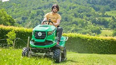 BILLY GOAT Hochgras-Aufsitz-Mulchmäher Allrad