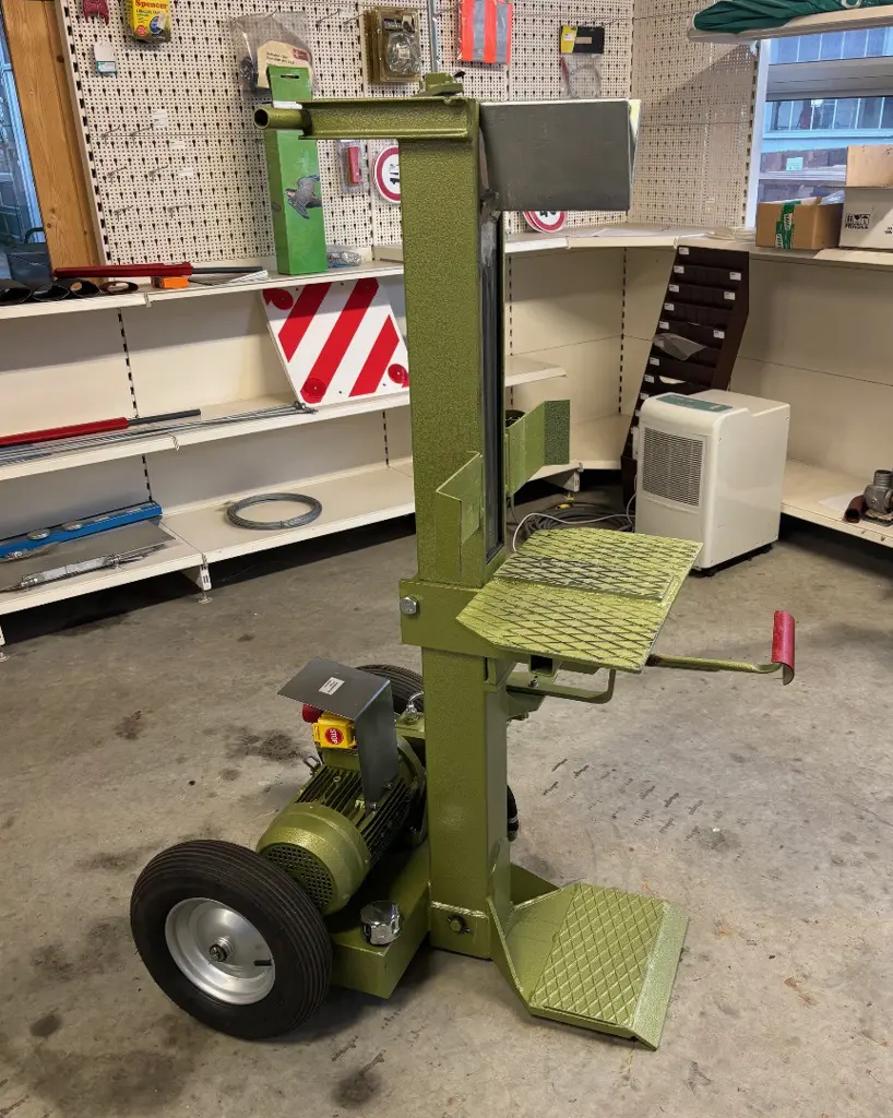 bedb4b17-af3e-43ab-a0e3-d376c2473419-Mabo Puma Spalter 11.jpg