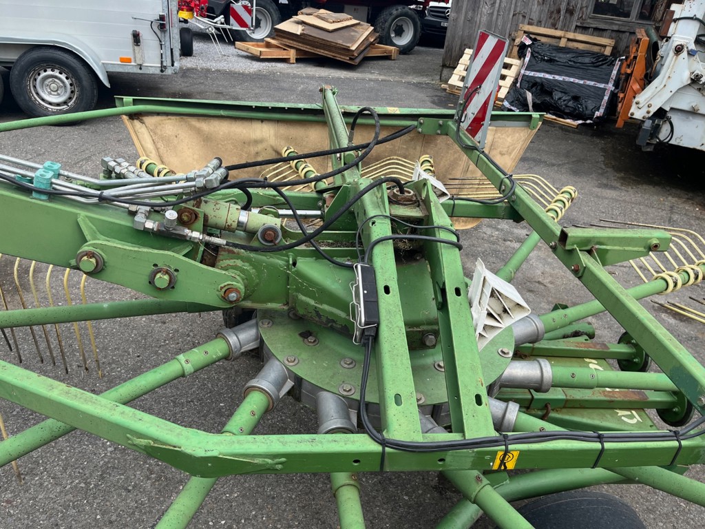 d5fabe9e-ffa7-4e41-a9ba-dacae0885605-Krone 710-26T Bild 8.png