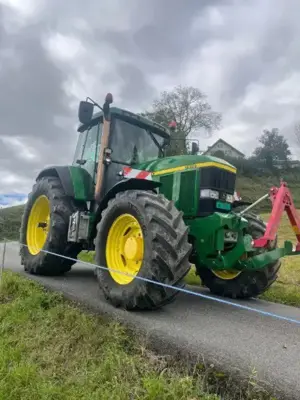 John Deere 7810