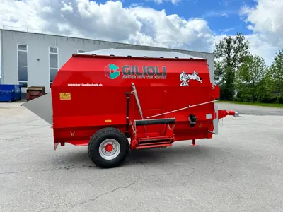 Gilioli Futtermischwagen