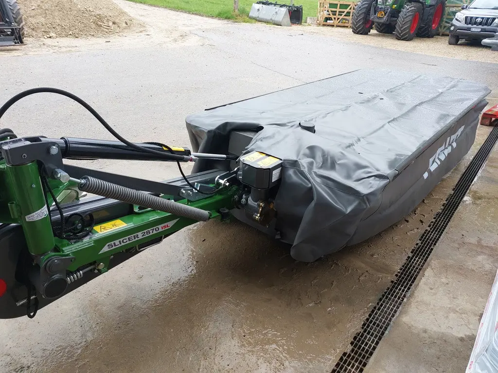 0b032c14-c4d8-44e1-9bf8-2d3035ebbba8-Fendt Slicer 2870 (1).jpg