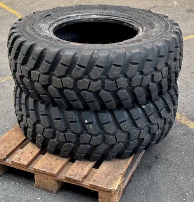 2 Occ. Traktor Reifen 340 / 80 R 20 Alliance Multiuse 550 (12.5R20) mit Spikes