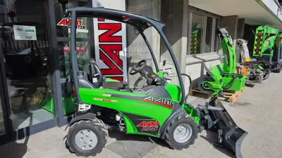 AVANT 225 Multifunktionslader