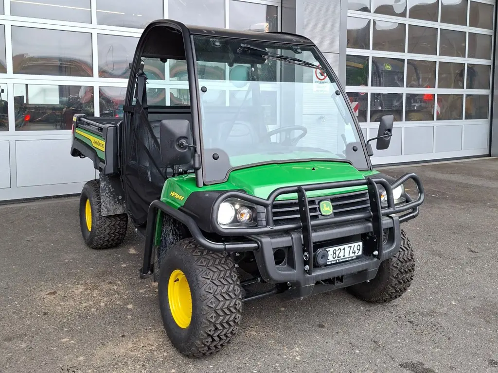8a05145f-4981-4617-b0f3-f449c6254f29-Gator HPX815E_demo-7.jpg