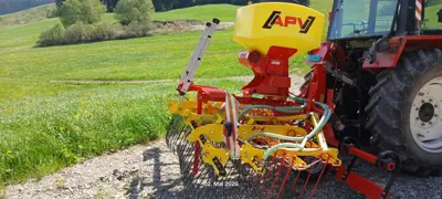 APV Grünlandstriegel mit Sägerät  300 M1