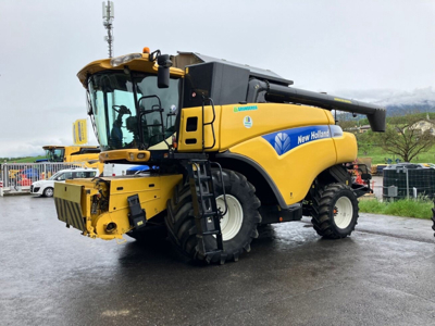 New Holland, CR 9060 , 2007