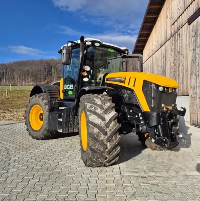 JCB Fastrac 4220
