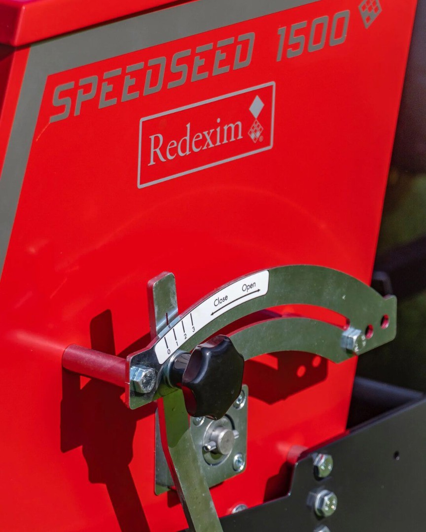 c9d4e5c3-0192-46c1-81be-ded6edc9b5af-Speedseed 1500 - Portrait Images_All Social Media (4_5) (5).jpg