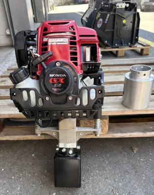 Pfahlramme Christie mit Honda 4 Takt Motor