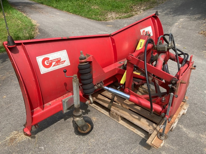 8a70f34a-e95c-4166-9b06-d7a652e2e96d-dok zaugg 1.jpg