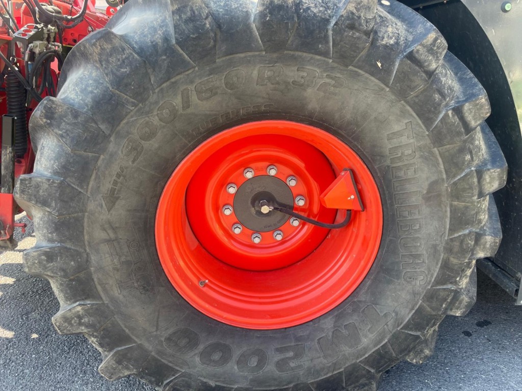 b6099a65-7fbd-4ced-ae8f-9d8604f00a47-WhatsApp Image 2025-10-30 à 09.jpg