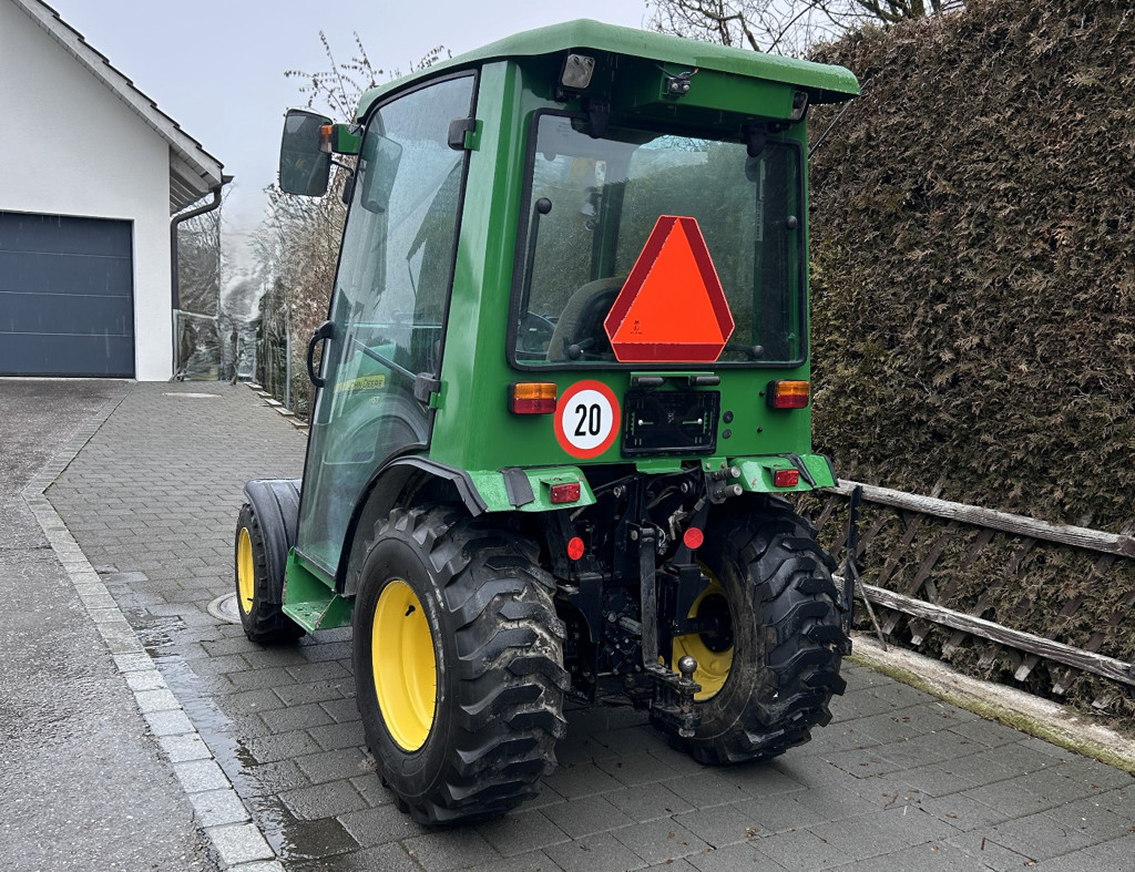 b11a00bb-9202-437e-91a9-9a39eae1df8d-Johny 2025 R 005.jpg