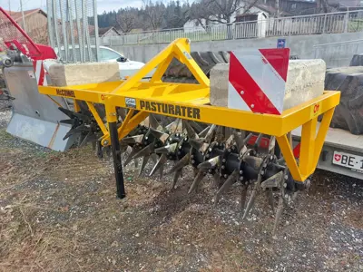 Rouleau étoile / Aérateur de prairie