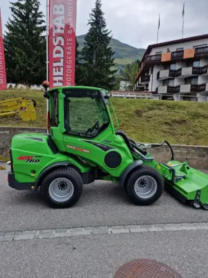 AVANT 760i Multifunktionslader