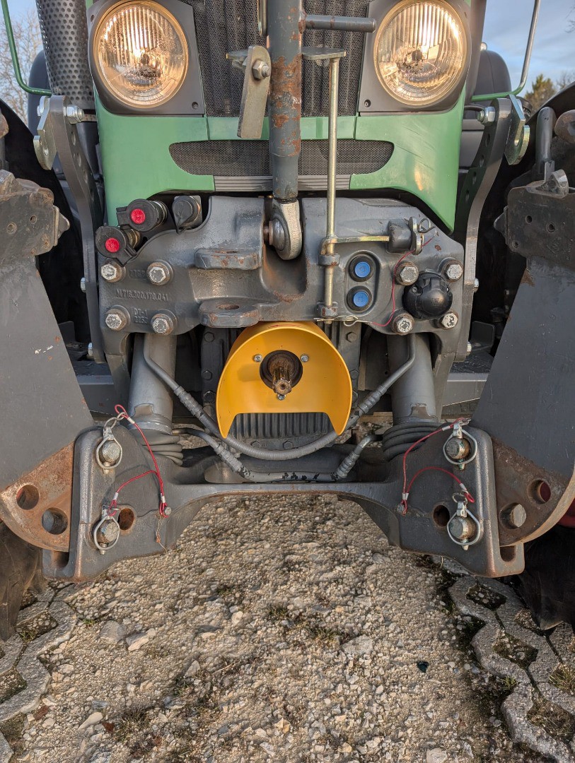 8869f053-cba3-420f-802d-764143813d66-PHOTO-2025-11-06-16-40-54 1.jpg