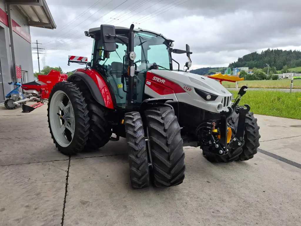 Steyr Plus 4120