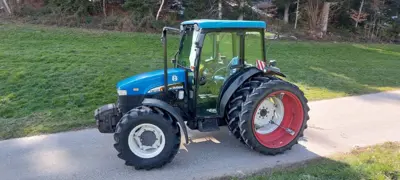 New Holland TN75D
