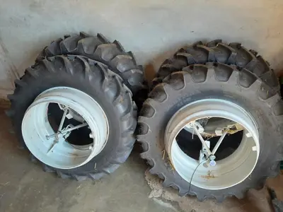 4x neues Rad inkl. Felge BKT 210/95R18 zu verkaufen