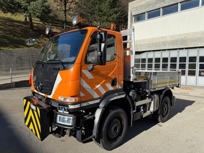 Transporter Unimog U20 Euro 5 mit Kipper