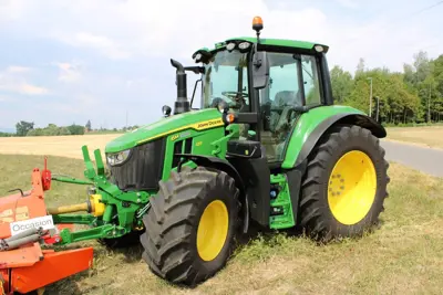 John Deere 6M 125