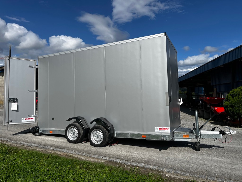 93ca4632-dd4a-4629-b54e-d08b2083edea-35655 Vezeko Anhänger Auto Kofferanhänger absenkbar (10).jpg