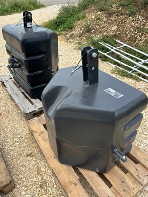 Frontgewicht Fliegl Stahlbeton 600kg mit Zugmaul