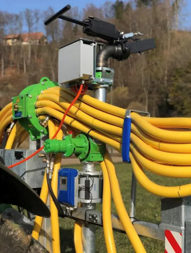 03831e90-9b08-4f64-bba6-48cc873149f0-Werfer EVB aufgebaut.jpg