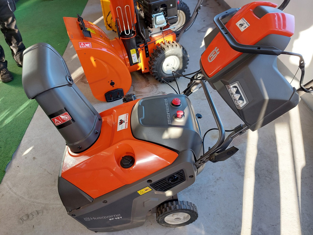 d8ffc2c1-9cbe-4162-89a5-442f26246e75-Husqvarna Rossé  ST151 (3).jpg