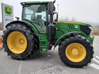 John Deere 6155R