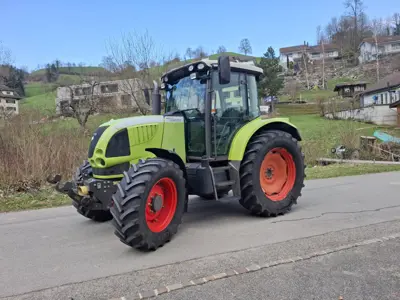 Claas Ares 557