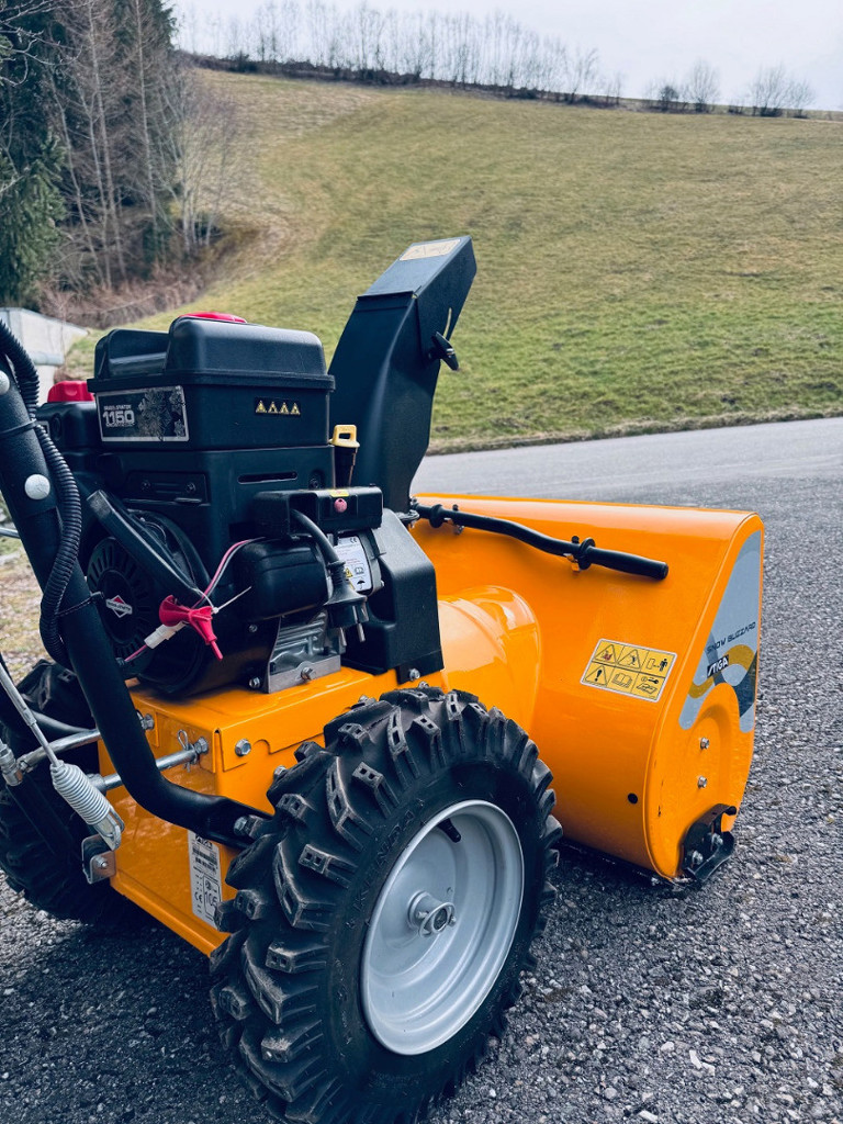 43f8ca26-1d1b-4930-badf-7e27b5899250-Stiga Blizzard (1).jpg