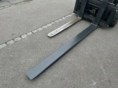 Gabelverlängerungen für Stapler/Rallonges fourches