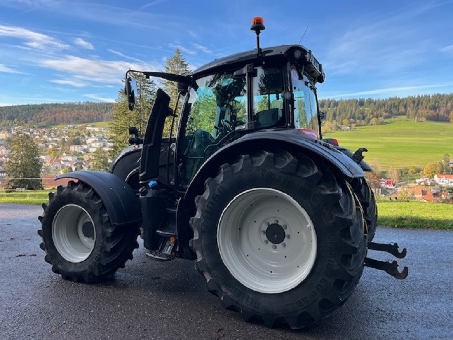 a169877e-ea52-4c32-af46-3cfd212bfaf4-Valtra Gerber L (7).png