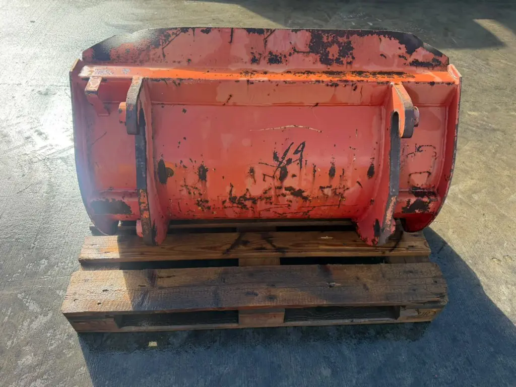 5a654318-197a-4c44-a960-50adc07af66a-Schaufel rot_Weidemann hydraulisch (2).jpg