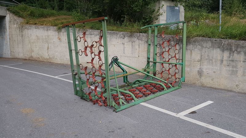 620677eb-170a-45d5-a000-30da108a17ea-long 2.jpg