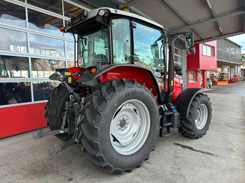 ad08dfc8-57a1-406f-aa70-dab318979991-WhatsApp Image 2025-11-29 at 22.jpg