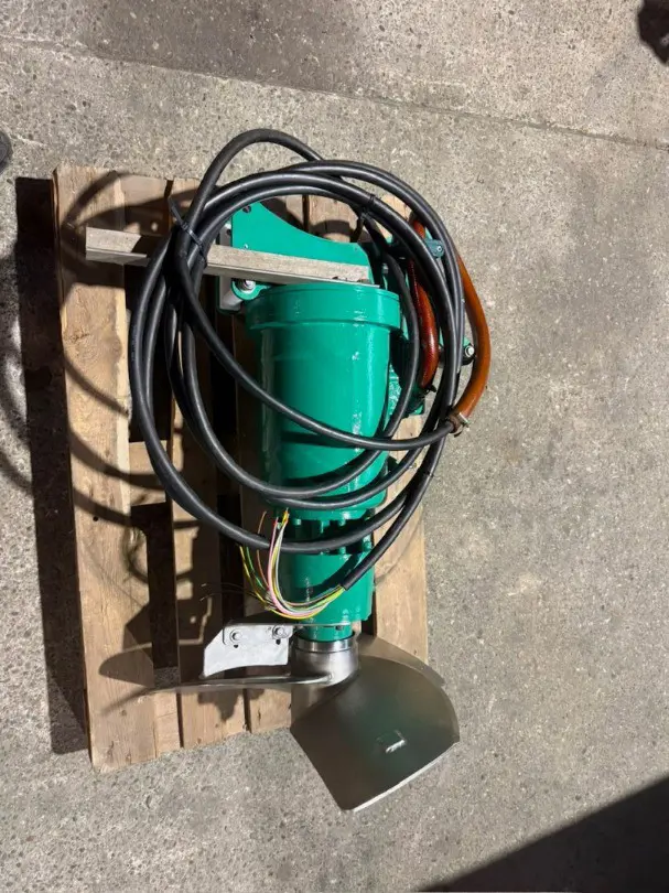 141635ec-6b18-4195-9051-9746a10cc5c7-52536631-caf8-470d-8eb6-70f8fda1d8af.jpg