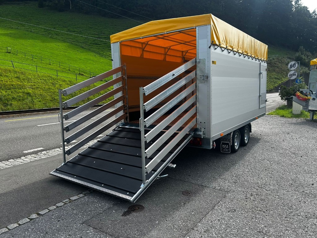 9fb1aa84-2922-4117-9794-570c337315bb-Vieh Anhänger.jpg