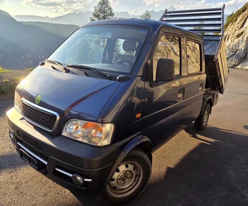 Sokon K02 4×4 Dreiseitenkipper – Untersetzung – Doppelkabine – nur 53’300 km