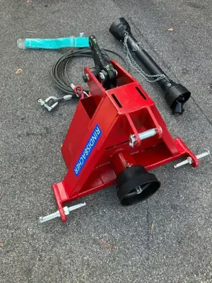 Baumschüttler/Seilschüttler an Traktor/Secoueur de corde