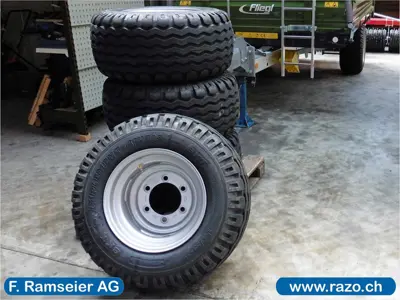 Komplett-Räder 15.0/55-17 AW 705 BKT 14 Ply Rad