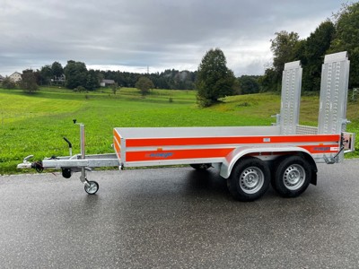 WM Meyer AG, Anhänger Auto MB 3535/151 Alu
