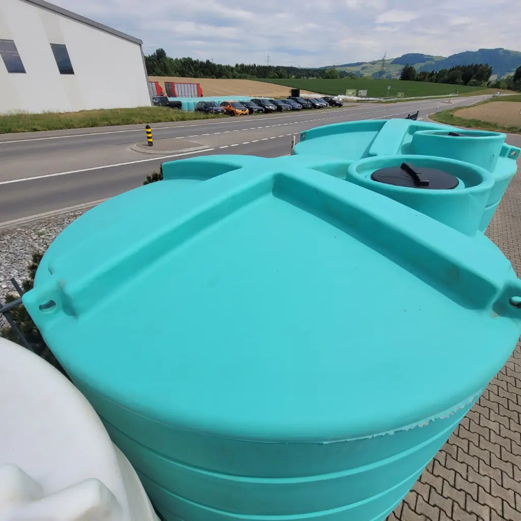 c39bd25b-372b-48c2-80ee-d364a1391b59-Tank Einfachwandig 4.jpg