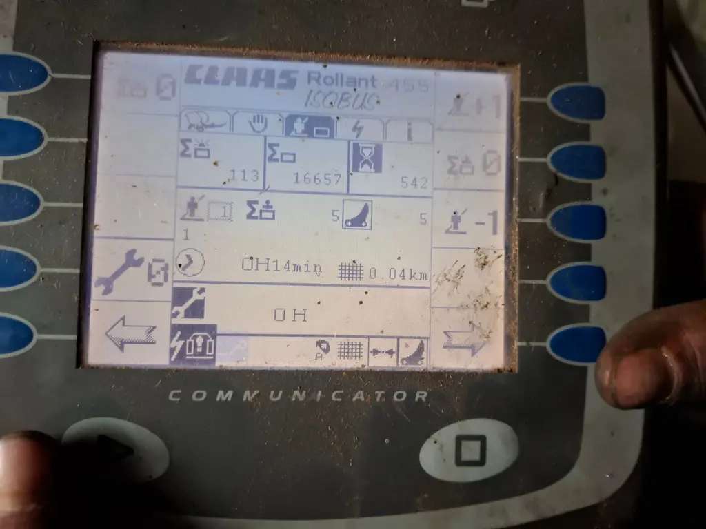 80023afc-c66c-48aa-8722-50331151c110-Claas 455 3.jpg