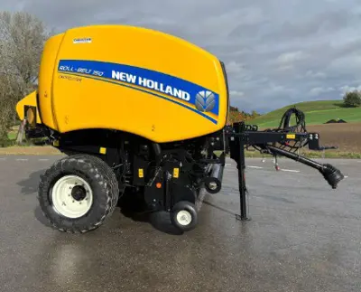 Presse à balle rondes New Holland RB 150