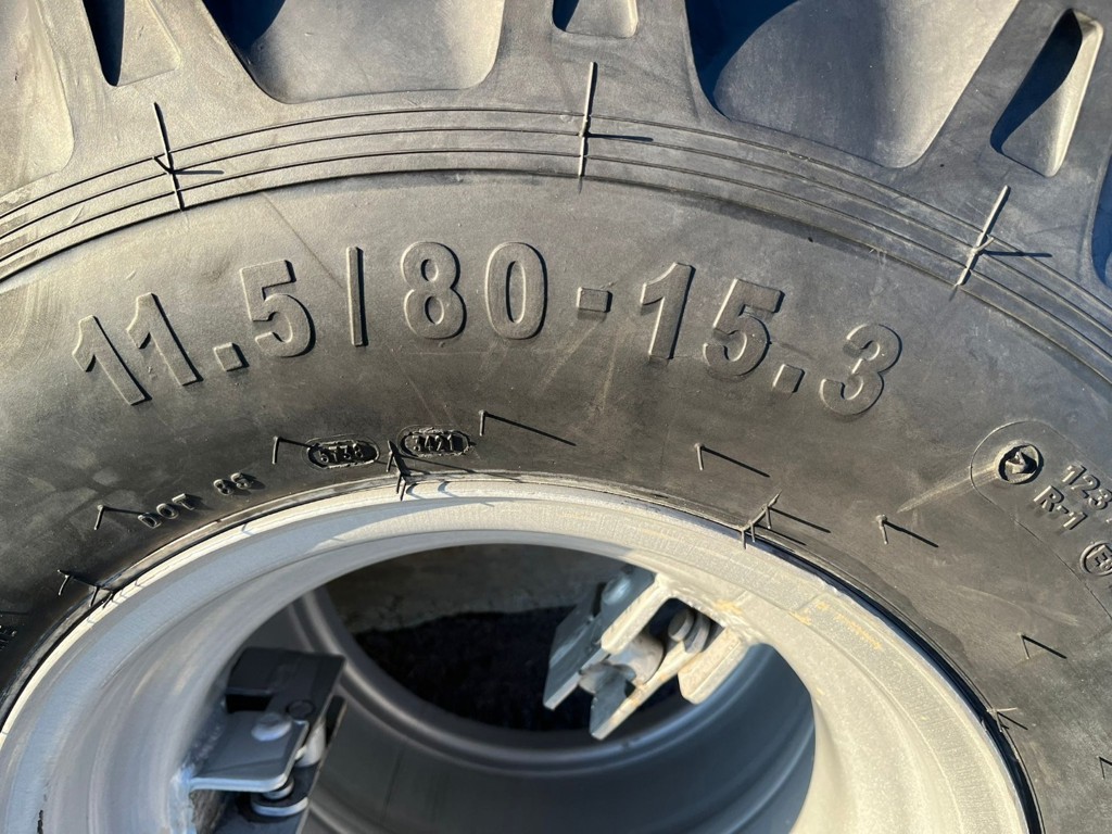 7811e595-2fcf-4adb-8fa1-d107a4b353e9-WhatsApp Image 2025-10-22 at 16.52.42 (1).jpg