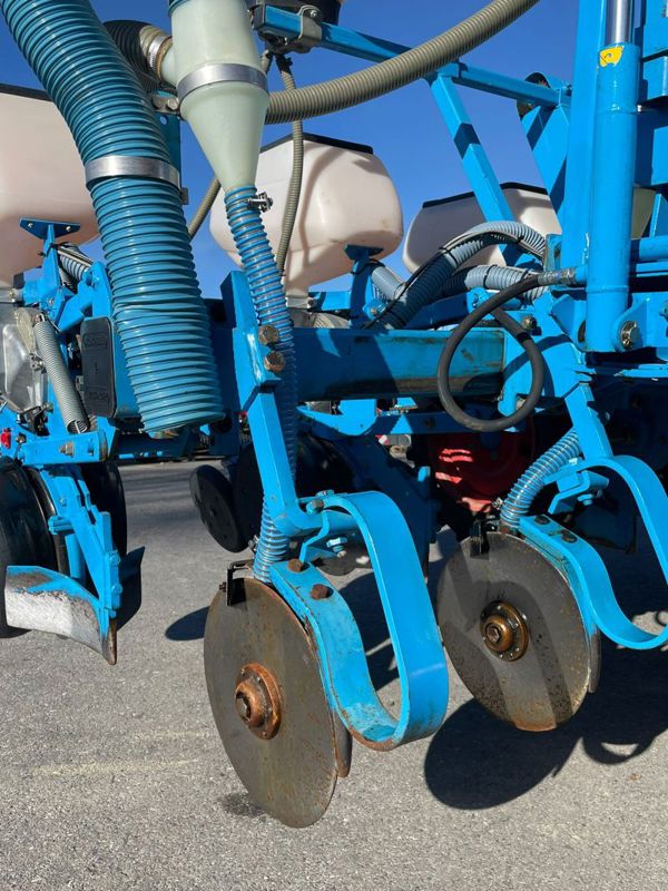 248a2074-e0b2-4b4b-9569-d0c914f9d297-WhatsApp Image 2024-04-02 à 19.44.55_fde4845c.jpg