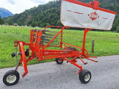 Kuhn Kreiselschwader GA 3501 GM